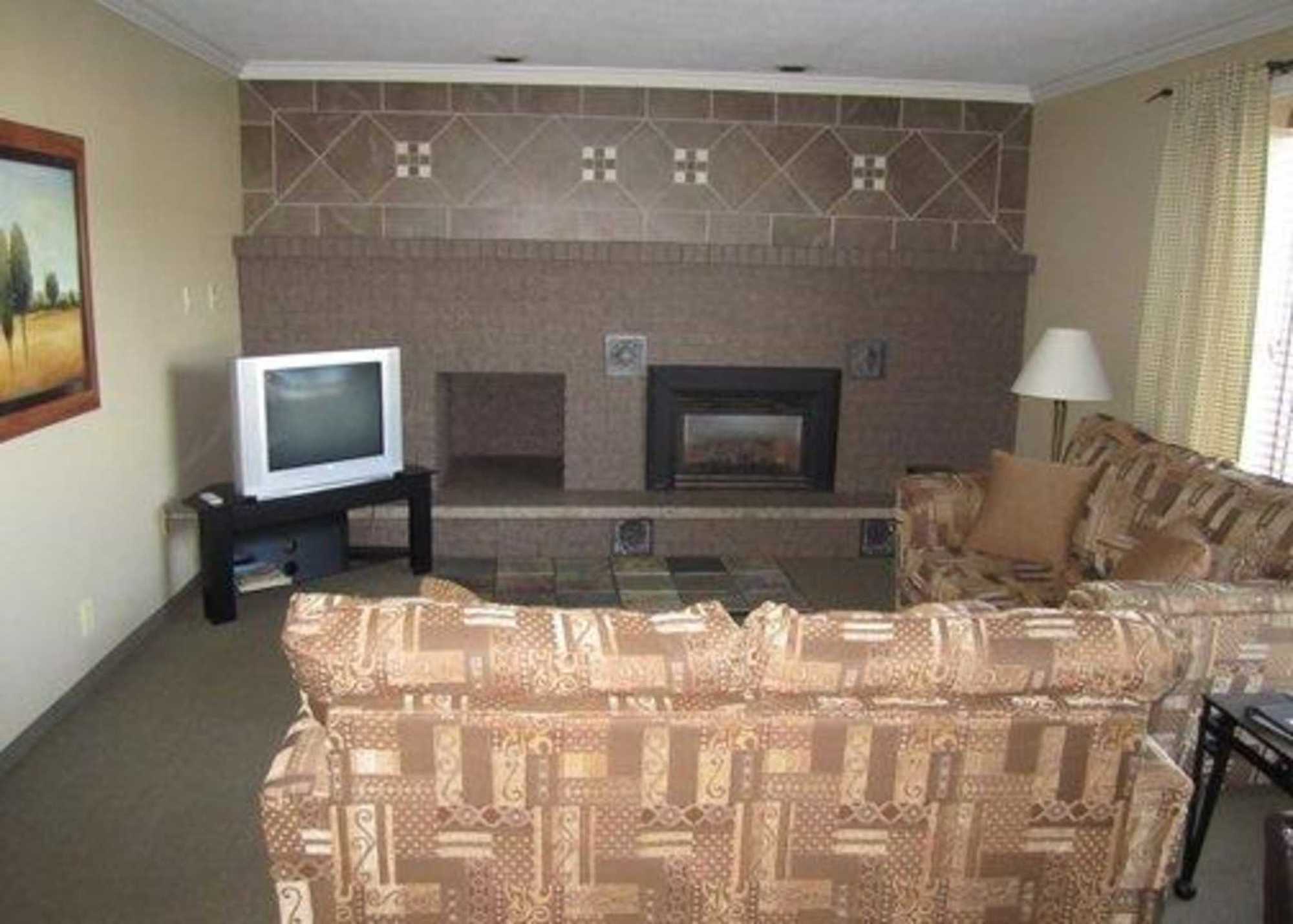 Quality Inn New Liskeard Room photo
